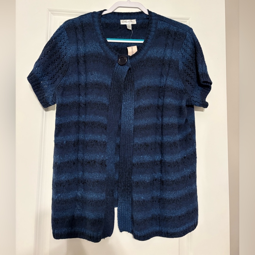NWT Dress Barn Woman’s Short Sleeve Sweater